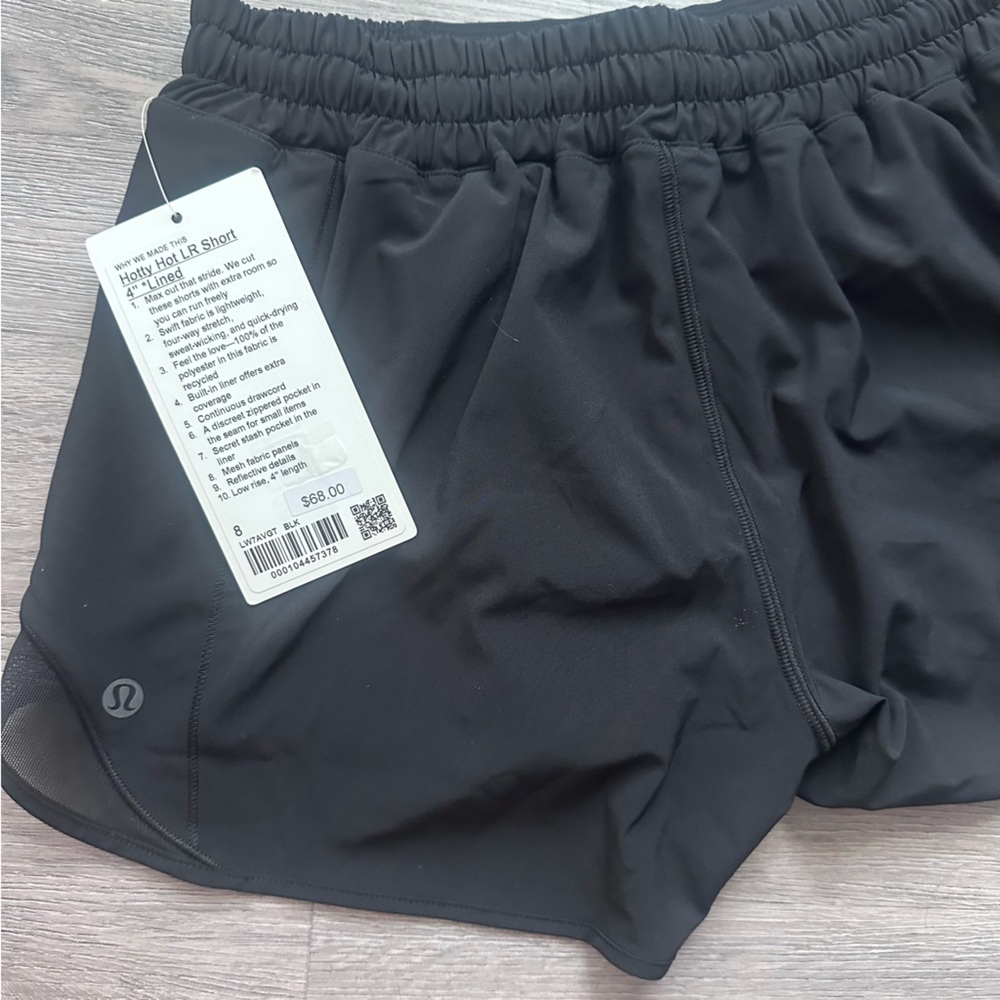 Lululemon Hotty Hot LR Short 4” Lined - Picture 7 of 8